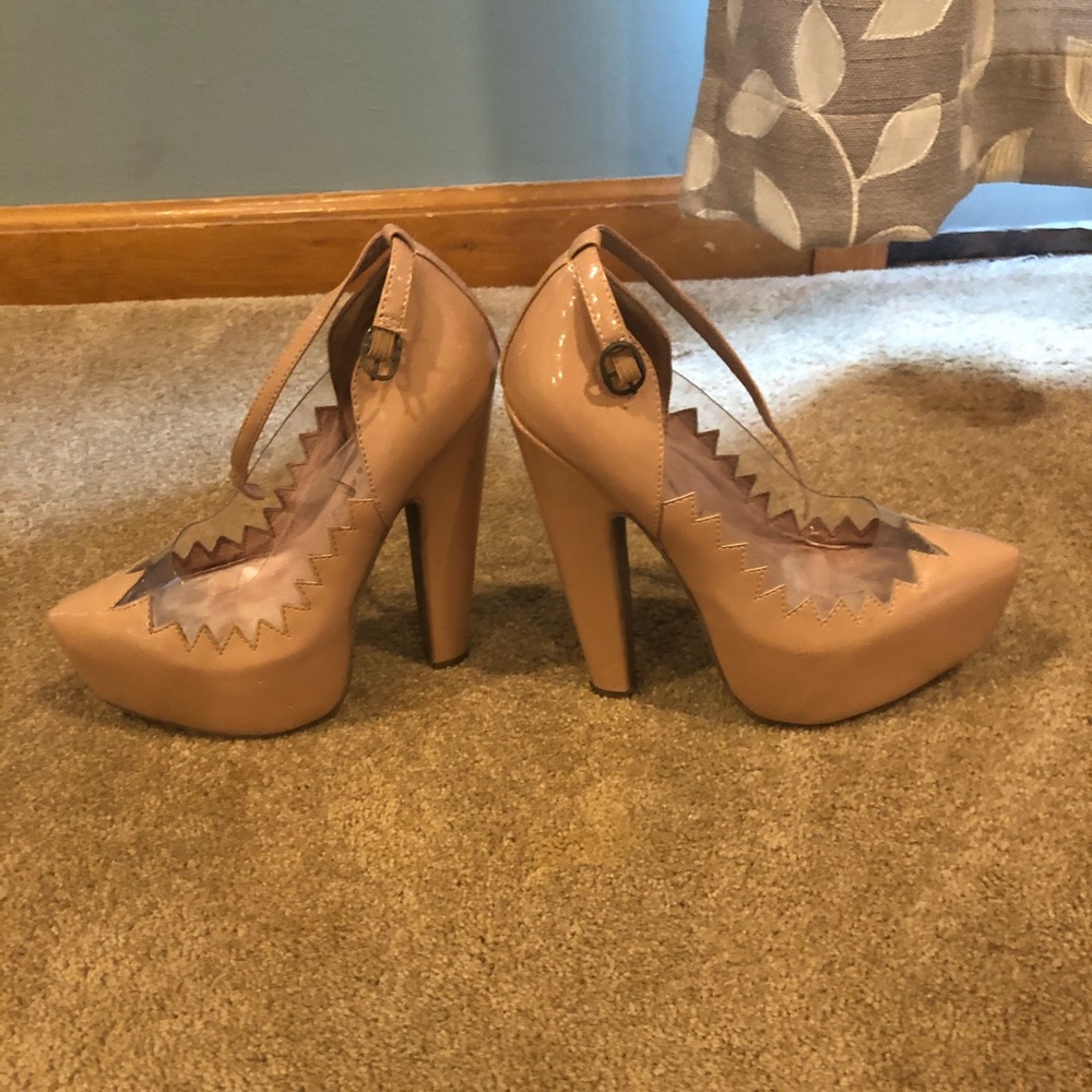 Jeffrey Campbell pumps nude
